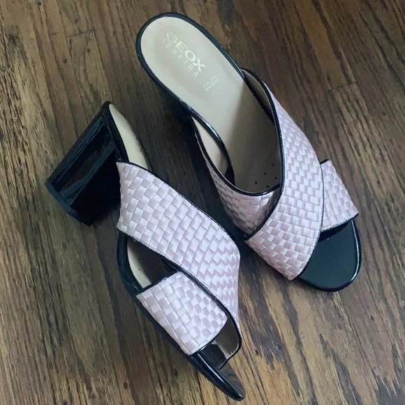 ✨BRAND New Geox
Women's D Eudora B Mules Size 8✨ - Picture 14 of 17